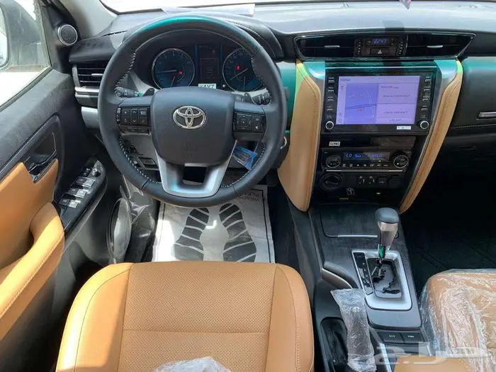 فورتشنر 6 سلندر فل كامل VX3 2025 مقاعد جلد كاميرات محيطية 11