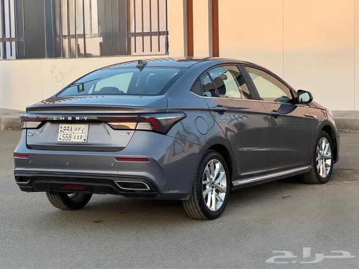 شيري اريزو 6 مديل 2023 السعر 30 الف 3