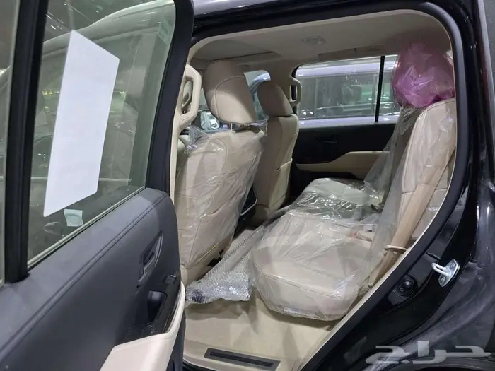 تويوتا جي اكس ار 5 تنفس طبيعي موديل 2025 اللون اسود خليجي 9