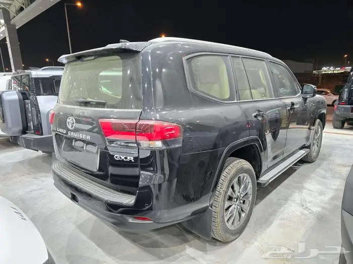 تويوتا جي اكس ار 5 تنفس طبيعي موديل 2025 اللون اسود خليجي 4