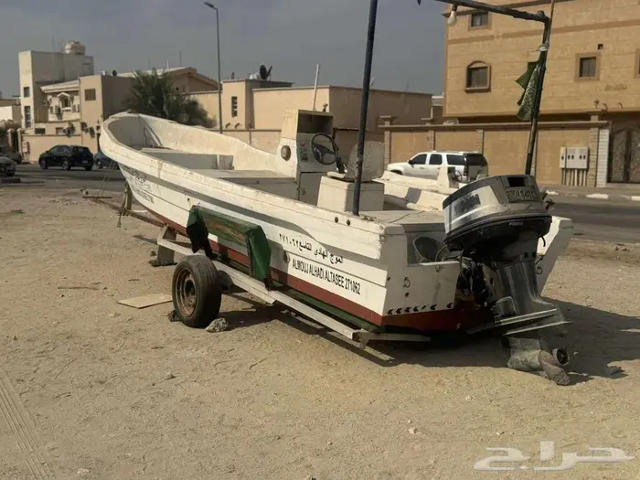 قارب نزهة للبيع 1