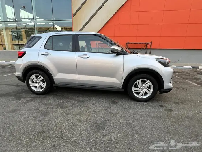 للبيع تويوتا رايز موديل 2022 8