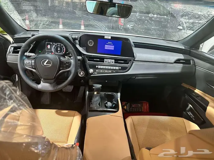 لكزس ES350 فئة CA موديل 2025 وارد قطري 1