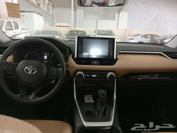 تويوتا راف فور استاندر دبل 2025 8