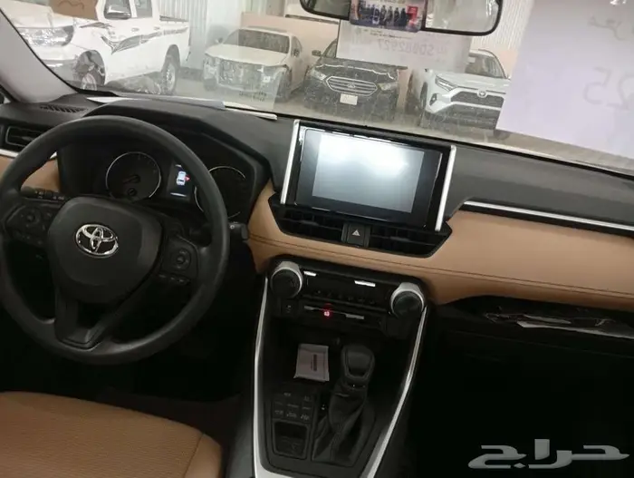 تويوتا راف فور استاندر دبل 2025 9