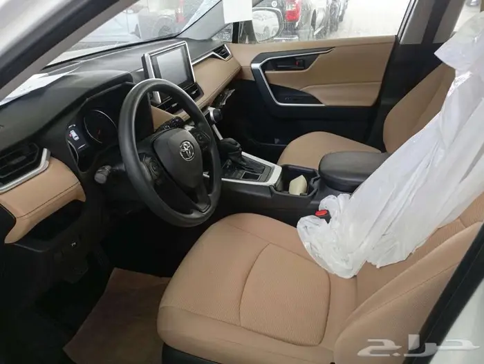 تويوتا راف فور استاندر دبل 2025 10