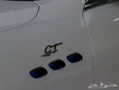 مازيراتي 2022ليفانتي هايبرد index