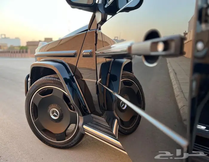 مرسيدس جي كلاس مخزن بحالة ممتازة 27