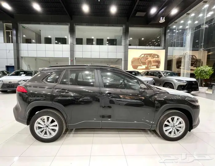 تويوتا كورولا كروس ( XLE ) موديل 2024 أقل الأسعار 5