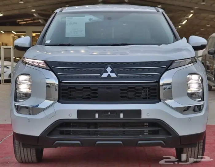 ميتسوبيشي اوتلاندر ستاندر 7 و 5 راكب بدون دبل 2025فرع جدة 14