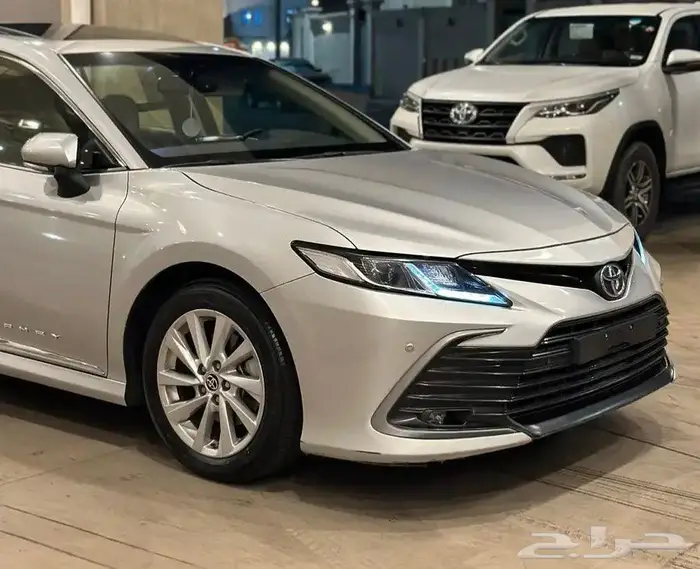كامري 2024 فل كامل سعودي بنزين 10