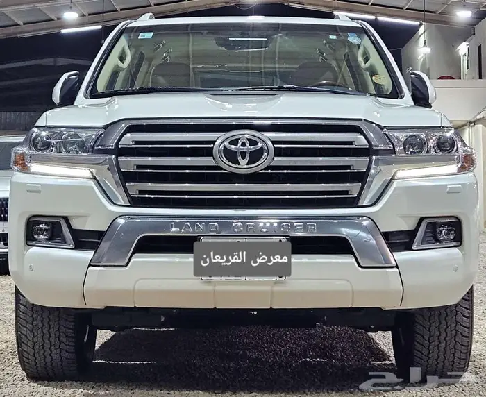 تويوتا لاندكروزر GXR..2016 3