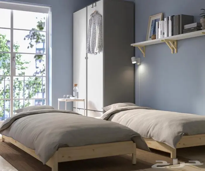 سرير خشب من ايكيا للبيع 1