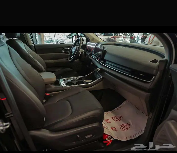 كيا كرنفال نص فل موديل 2026 بأفضل الاسعار 7