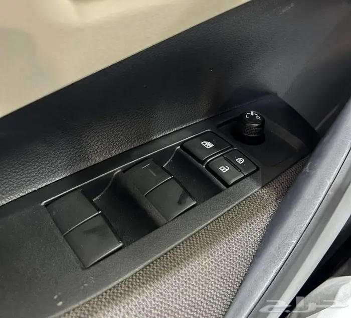 تويوتا كورولا Xliستاندر ومتوفر مطور 2025 عروض الاقساط 4