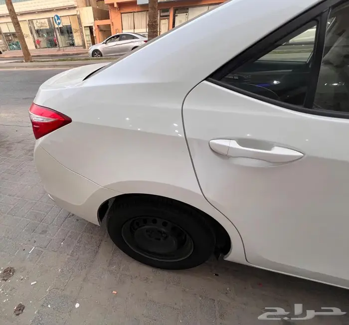 للبيع سياره كورلا بحاله ممتازه 1