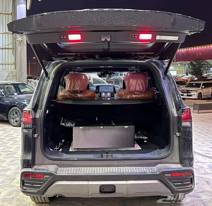 لكزس LX600 VIP بريمي 2025 اقل سعر اقساط او كاش 9