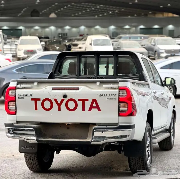 هايلوكس غمارتين S-GLX 4 4 اوتوماتيك بنزين 2025 2