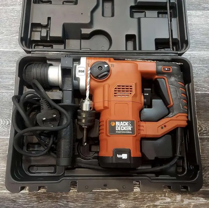 مثقاب مطرقة هوائي Black Decker ومنفاخ هواء كهربائي 1