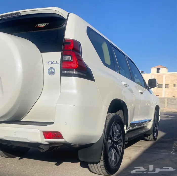 برادو ((T-XL)) 2022 نظيف 3