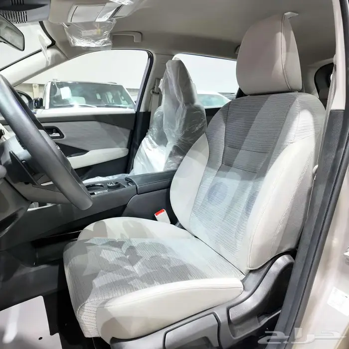 نيسان اكس تريل 2