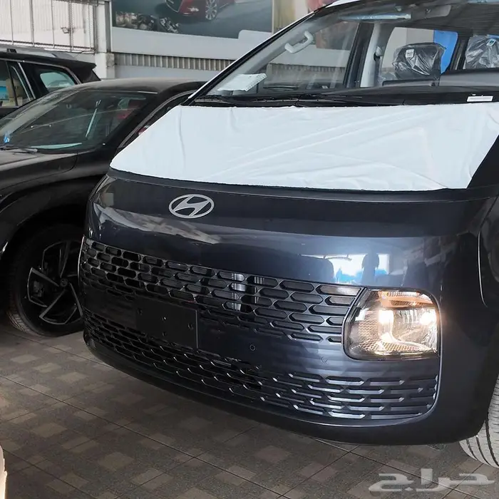 هيونداي ستاريا 1