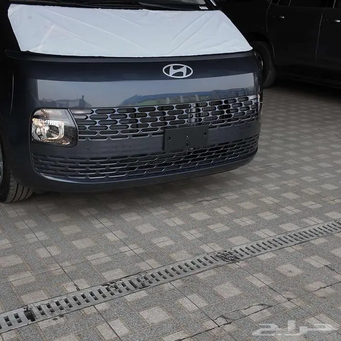 هيونداي ستاريا 3