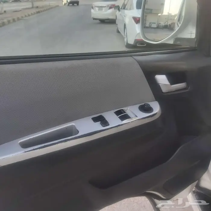 فان ركاب باص 13 راكب 1