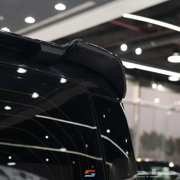 لاند روفر ديفندر اكس ديناميك موديل 2022 4