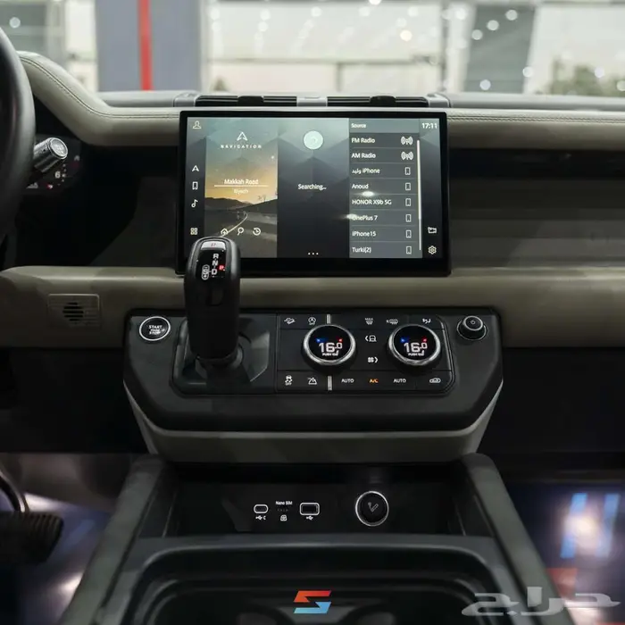 لاند روفر ديفندر اكس ديناميك موديل 2022 15