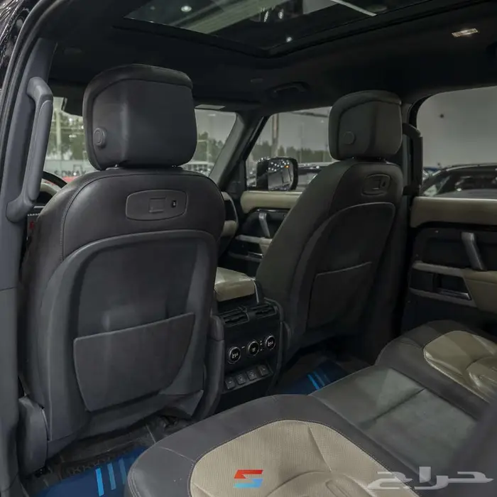 لاند روفر ديفندر اكس ديناميك موديل 2022 12