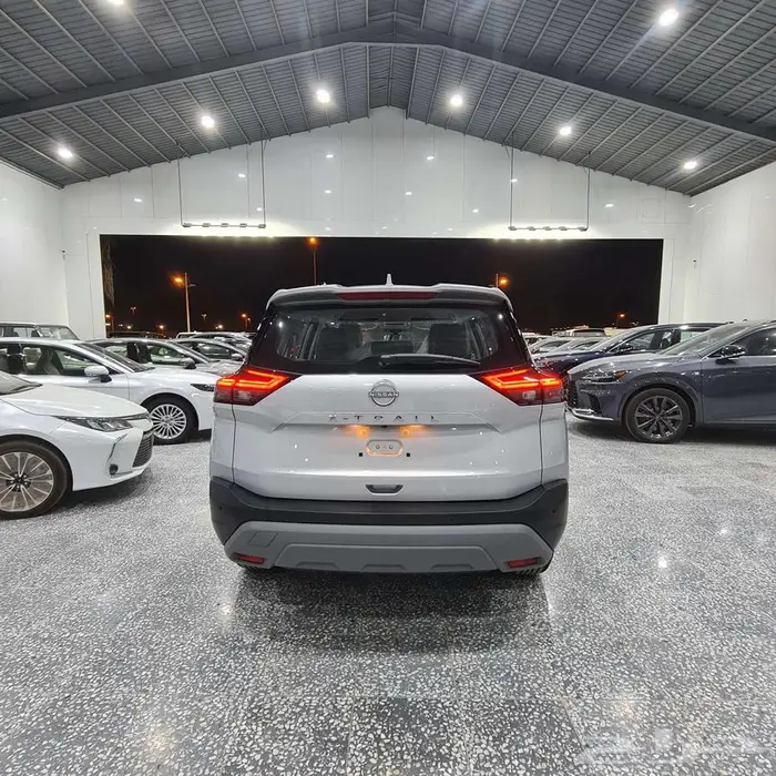 نيسان اكس تريل 7 مقاعد 2025 السعر 96485 3