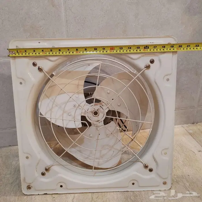 مروحة شفط حديد كورية 150واط 40 في 40 سم نظيفة على الشرط 3