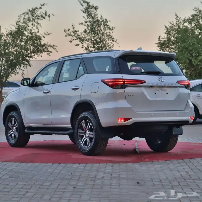 تويوتا فورتشنر GX2 دبل بنزين 2025 اقل سعر 19