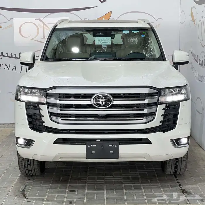 لاندكروزر GXR رقم 1-2-3-4 دبل ديزل تماتيك 2025 عروض خاصة 1