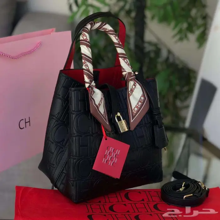 شنطة كارولينا هيريرا هريرا شنط نسائية سي اتش CH شنطات ماركات 5