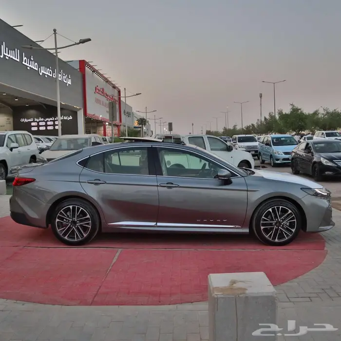 تويوتا كامرى جراندى 2025 اتوماتيك 2