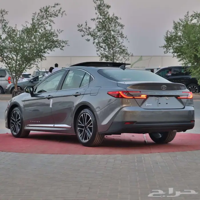 تويوتا كامرى جراندى 2025 اتوماتيك 3