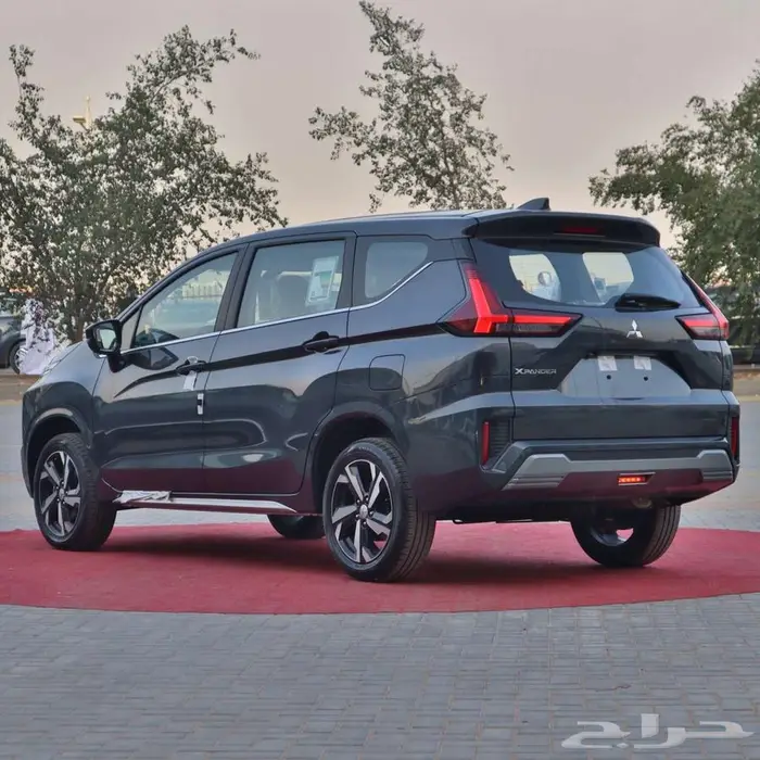 ميتسوبيشي اكسباندر HL فل كامل 2025 سعودي مبيعات البنوك 1
