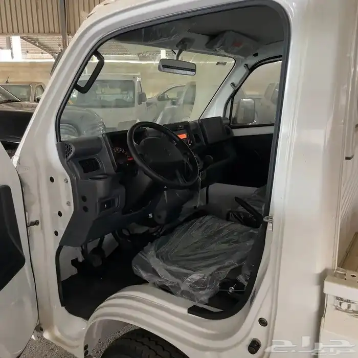 سوزوكي دباب كاري 2025 5