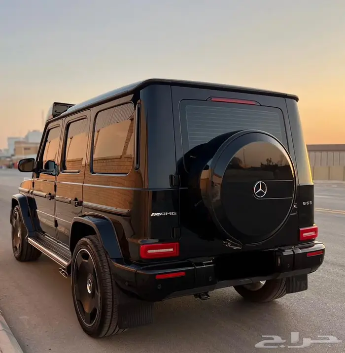 مرسيدس جي كلاس مخزن بحالة ممتازة 19