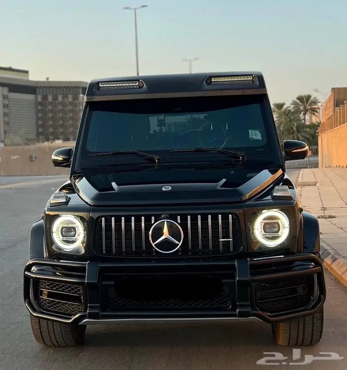 مرسيدس جي كلاس مخزن بحالة ممتازة 11