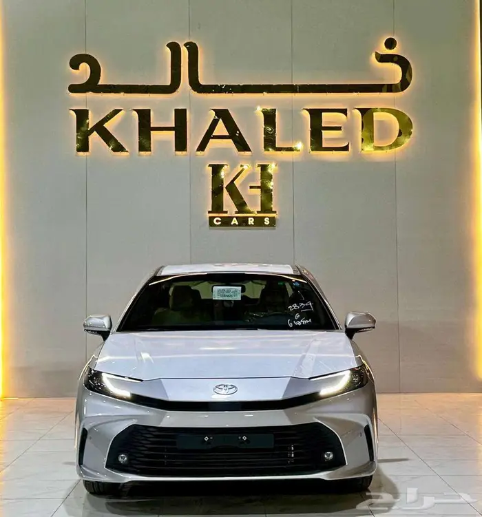 تويوتا كامري ستاندر بنزين 2025 كاش واقساط 0
