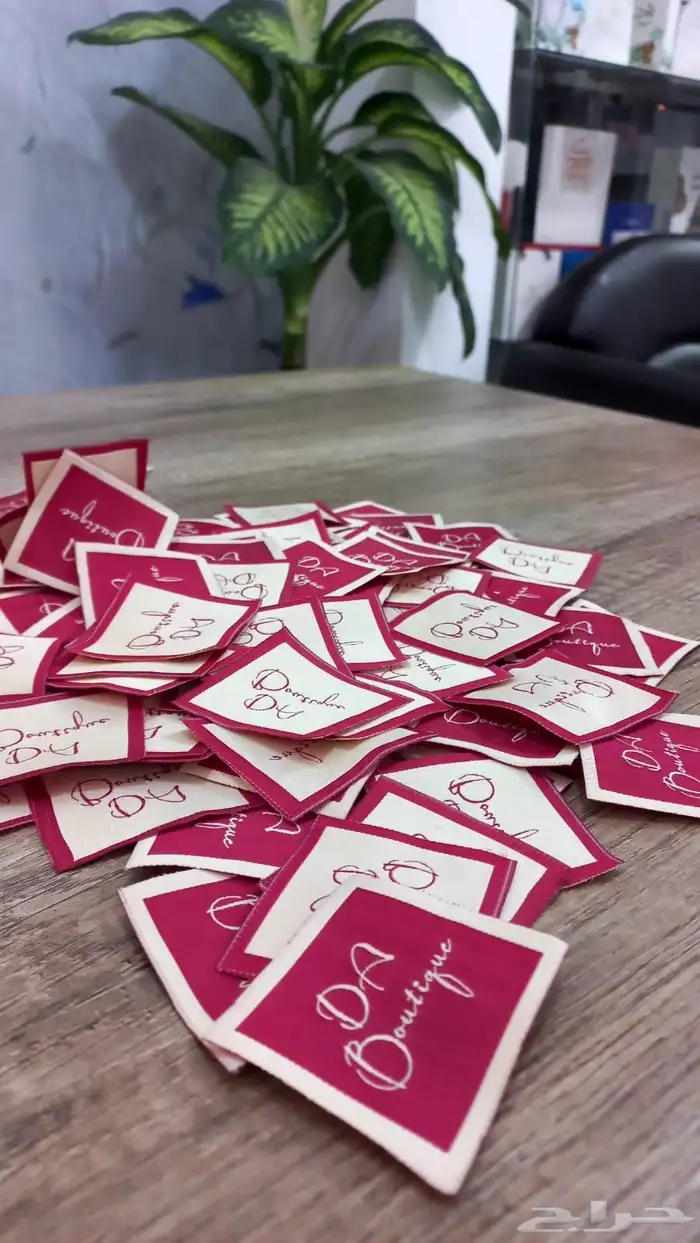 ليبل قماشي  حياكة  تطريز  عبايات  مشغل  إكسبلور  ترندا 0