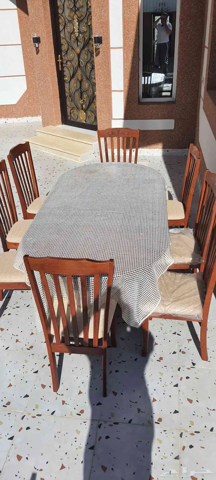 كنب للبيع مع طاولات المقاس 6 4اخو الجديد قمه فالنضافه 1