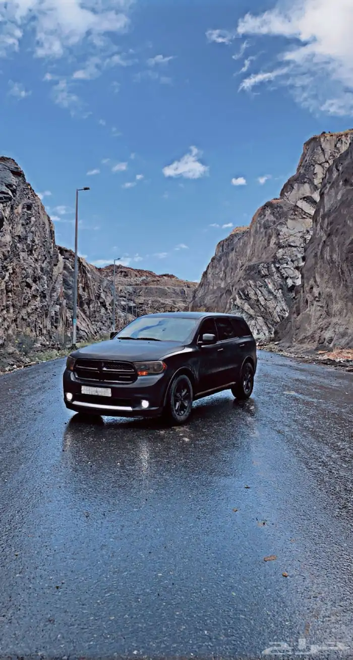 دودوج دورانجو 2013 اسود مطفي 2