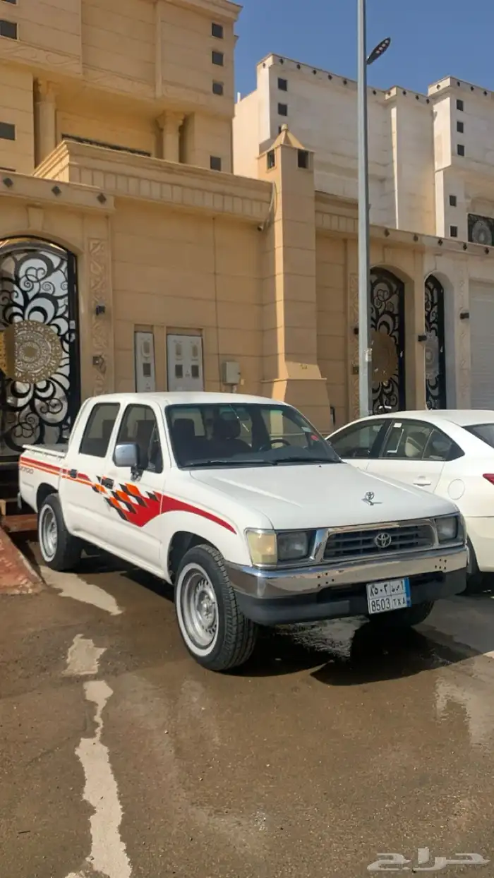 للبيع هايلكس موديل 98 كلبليتر 2