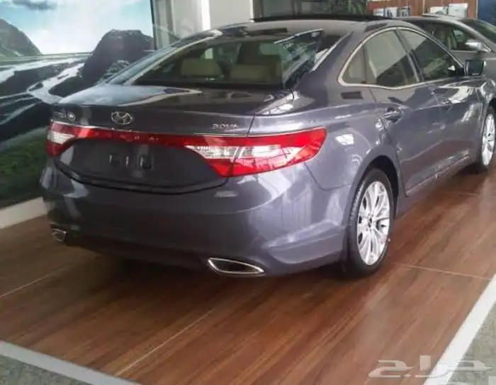 ازيرا 2012 ماشيه 308 الف 2