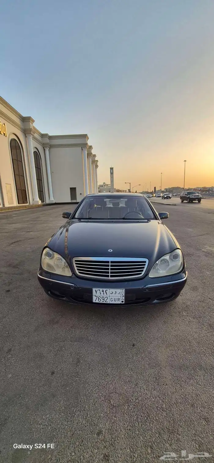 للبيع مرسيدس فياجرا موديل 2002 حجم 320 0