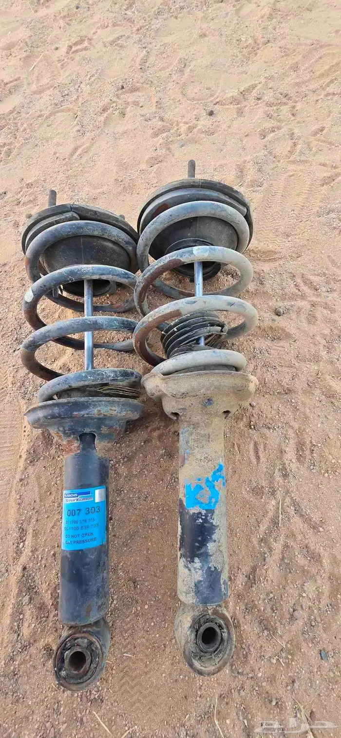 قطع غيار هايلكس 7